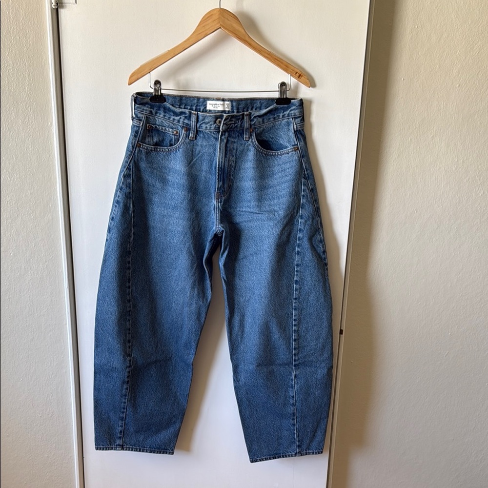 Abercrombie & Fitch Barrel 29 (CL)